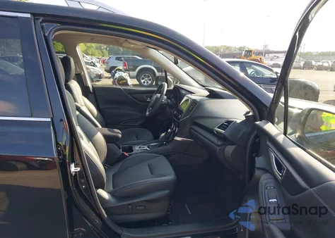 2024 Subaru Forester Touring z USA, uszkodzony, nr VIN JF2SKAMC9RH487146